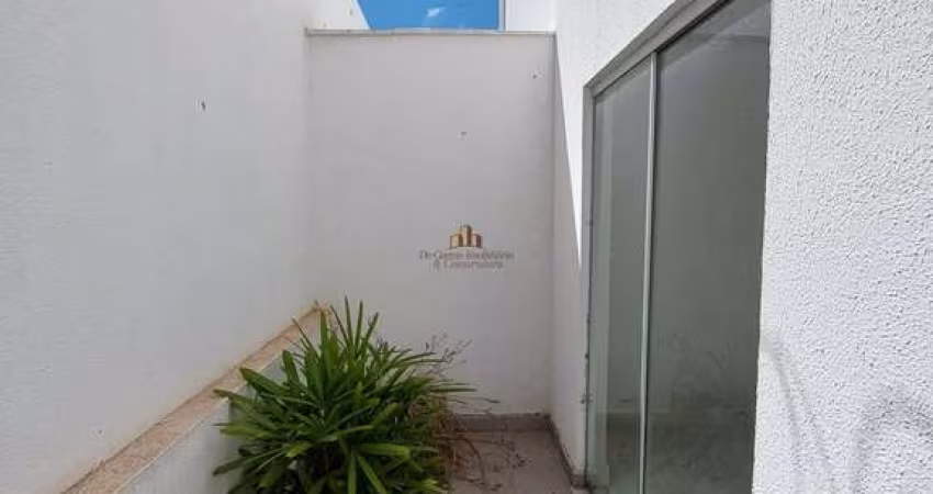 Casa com 2 quartos à venda na Rua Pinheiros, 54, Monte Verde, Betim