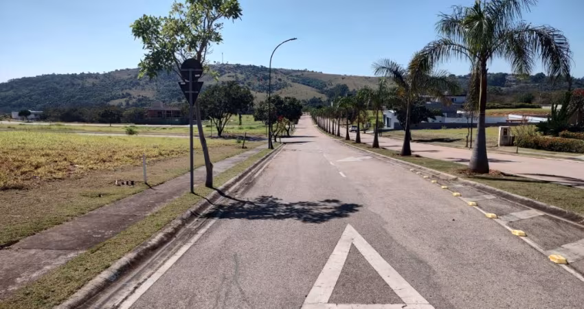 Excelente terreno totalmente Plano com 847m², no Condomínio Vida Real - Itupeva