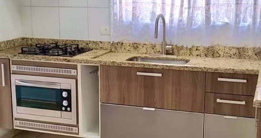 Linda casa no Condomínio Villagio Colônia com 3 dormitórios sendo 1 suíte