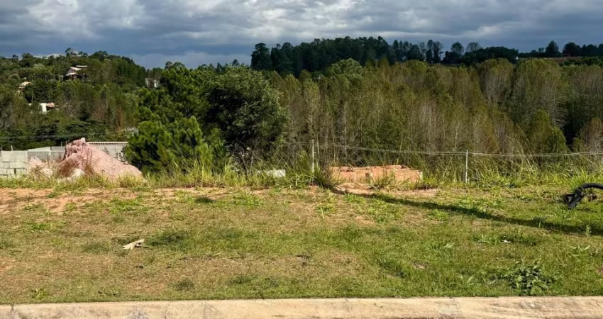 Belíssimo terreno com 1000m² no Condomínio Terras Caxambu