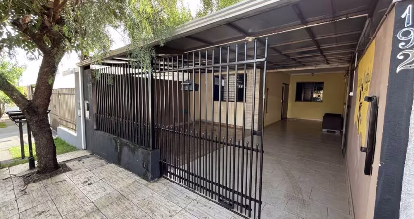 Casa 3 dormitórios para Locação em Mandaguaçu, Jardim São Rafael, 3 dormitórios, 2 banheiros, 2 vagas