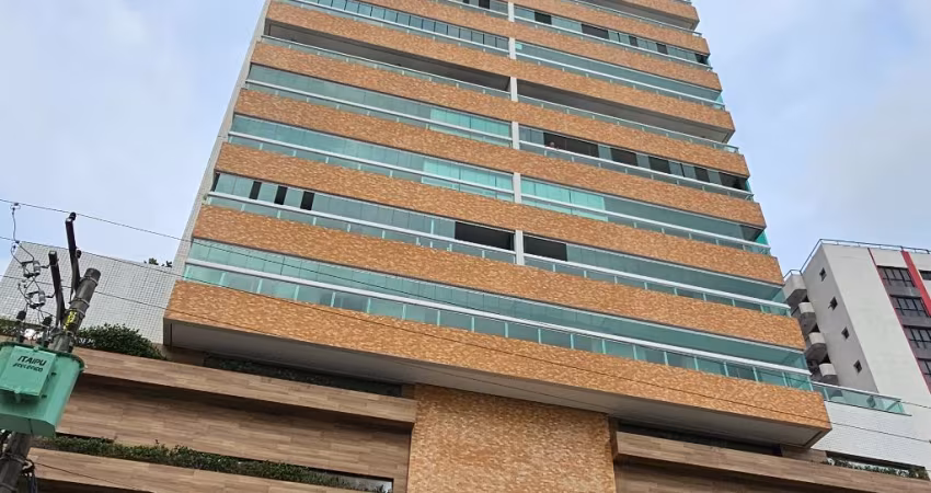 Lindo Apartamento à venda no Copacabana Beach alto padrão 3 suítes, localizado no bairro  Guilhermina - Praia Grande-SP