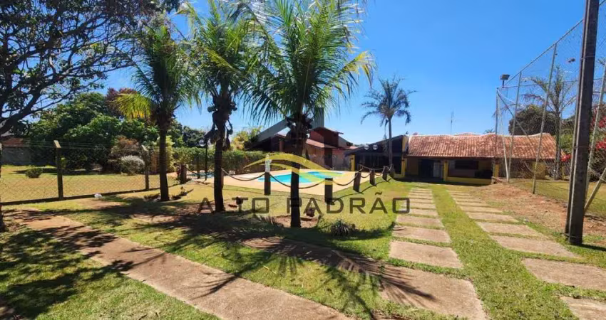 Chácara / sítio com 3 quartos à venda na Rua Dyonisio Mauro, 172, Parque das Palmeiras, Artur Nogueira