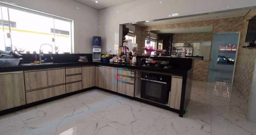 Casa à venda, 244 m² por R$ 750.000,00 - Santa Cruz - Americana/SP