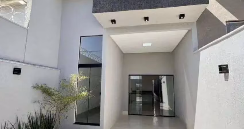 Linda casa 3 quartos com suite, pisicna e churrasqueira, alto padrão no res. Santa Fé MCMV