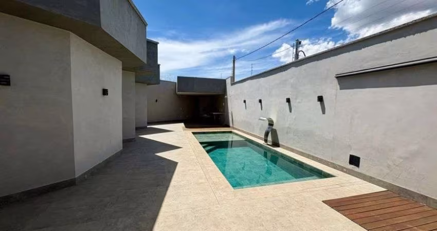 OFERTA! Casa 3 quartos alto padrão, com piscina, churrasqueira, quintal amplo, Passeio das Aguas