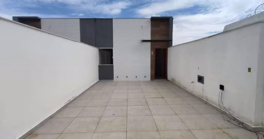 Casa para Venda em Juiz de Fora, São Pedro, 3 dormitórios, 1 suíte, 3 banheiros, 1 vaga