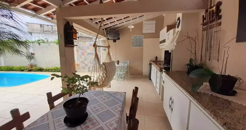 Casa para Venda em Juiz de Fora, Quintas das Avenidas, 3 dormitórios, 1 suíte, 3 banheiros, 2 vagas