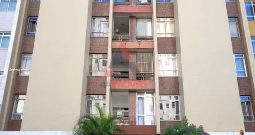 Amplo e ensolarado apartamento de 3 quartos com suíte e garagem no centro de juiz de fora!