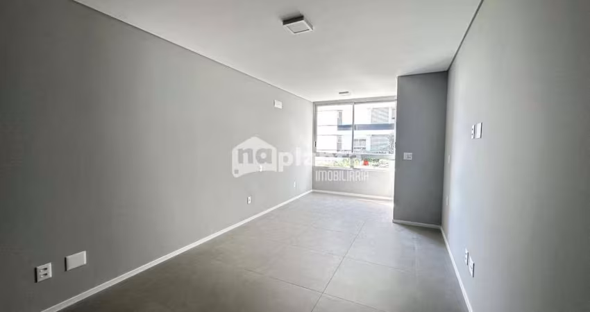 Apartamento à venda no Bairro Estreito em Florianópolis-SC, com 2 quartos, 2 suítes, 2 vagas