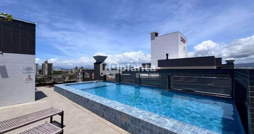 Apartamento à venda no Bairro Canto em Florianópolis-SC, com 3 quartos, 2 suítes, 1 vaga