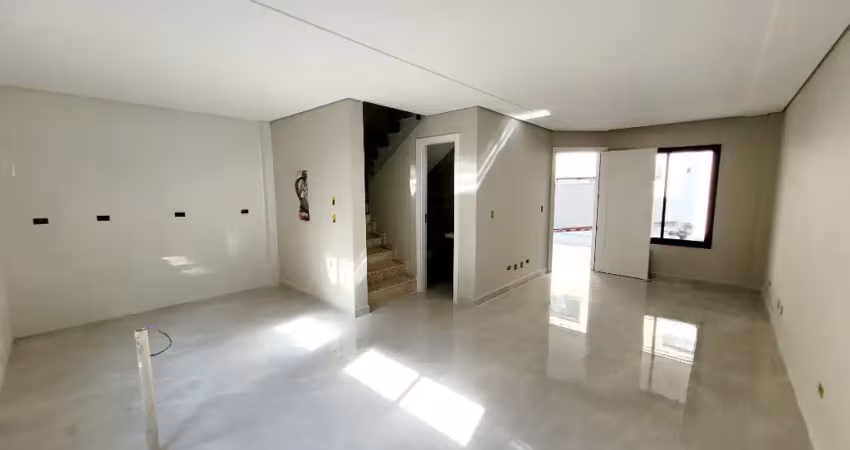 Maravilhoso sobrado de 3 quartos em condomínio no bairro santa felicidade