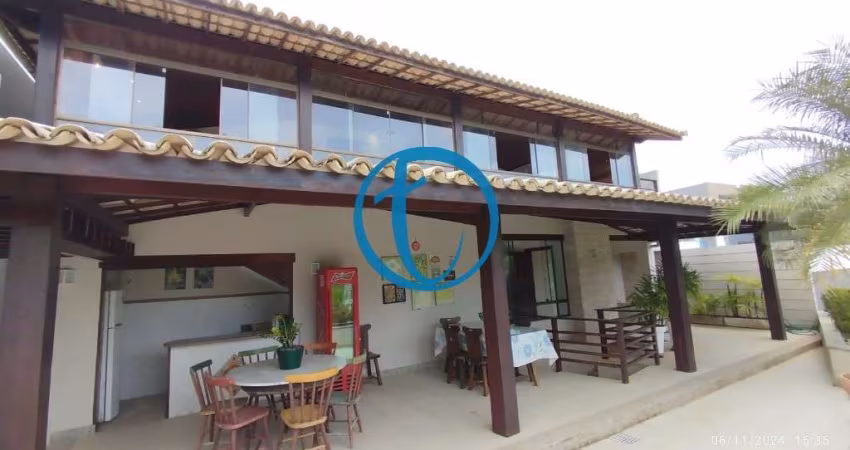 Casa de alto padrão em condomínio à venda em Piatã, Salvador-BA: 4 quartos, 4 suítes, 4 salas, 6 banheiros, 2 vagas, 286m².