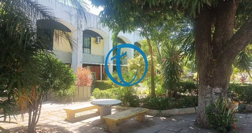 Casa em Condomínio em Itapuã - Salvador-BA  2 quartos, 2 suítes, 2 salas, 4 banheiros, 1 vaga, 104m²