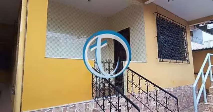 Casa com 4 quartos para alugar no Matatu, Salvador 