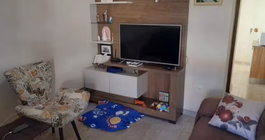 Casa a venda no bairro vila luso, à 5 minutos do centro uma bela vila de casas iguais