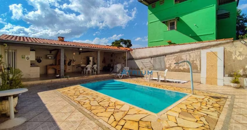 Casa com 3 dormitórios à venda, 300 m² por R$ 550.000,00 - Grama - Juiz de Fora/MG