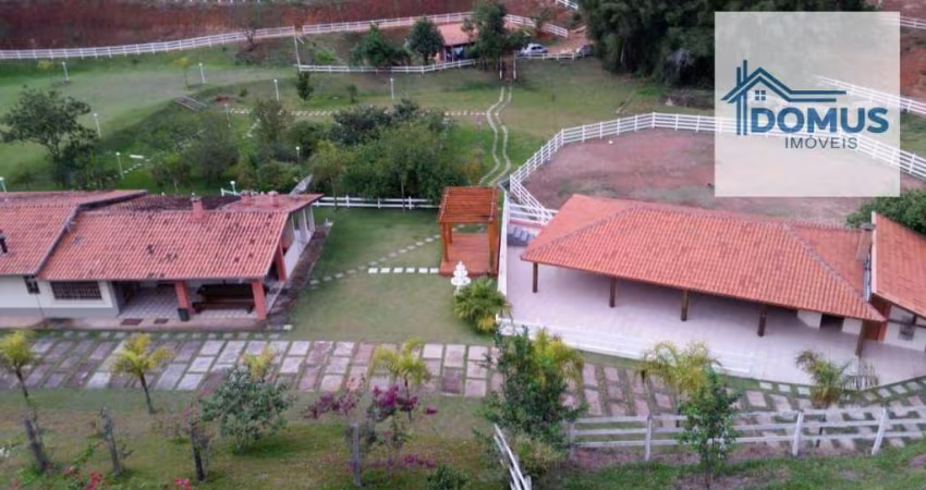 Fazenda com 3 dormitórios à venda, 459800 m² por R$ 4.000.000,00 - Bonsucesso - São José dos Campos/SP
