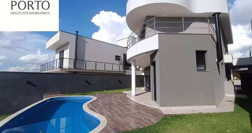 Belíssima casa em condomínio bem localizado com 3 suítes e uma bela piscina!!!!