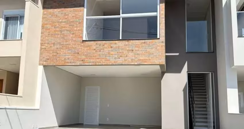 Excelente casa em condomínio com 3 dormitórios sendo 1 suíte master r$ 1.280.000,00