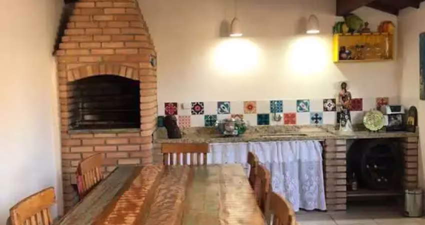 Casa em condomínio à venda na vila nova, louveira-sp: 3 quartos, 1 suíte, 2 salas, 3 banheiros, 4 vagas, 180m².