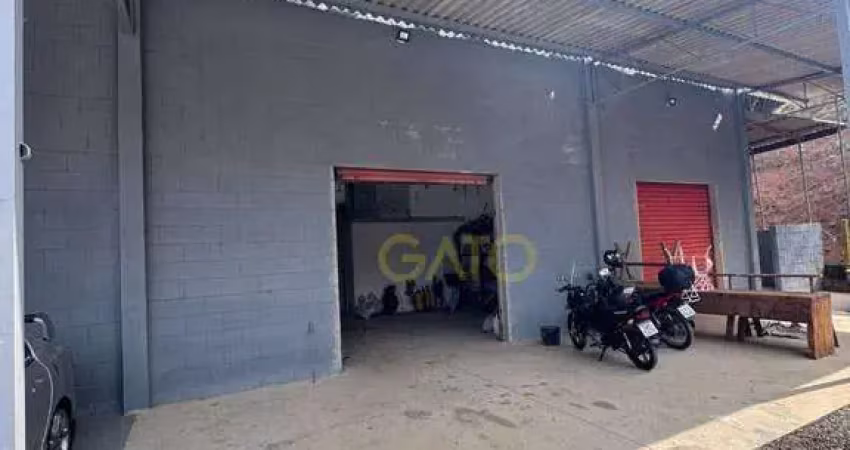 Barracão / Galpão / Depósito para alugar na Rua Treze de Maio, Jardim Frediani, Santana de Parnaíba