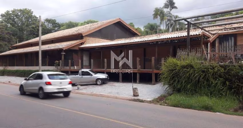 Chácara com salão comercial à venda no Bosque em Vinhedo - SP