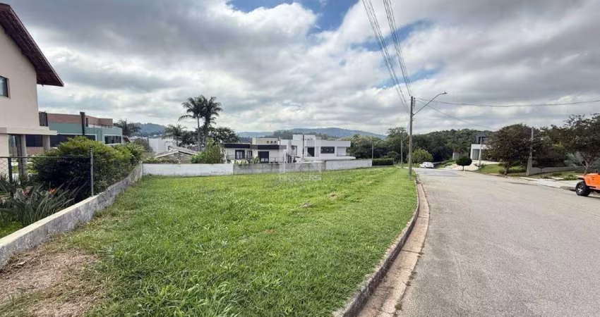 Terreno à venda no Condomínio Residencial Villaggio Paradiso em Itatiba - SP