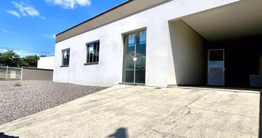 Casa geminada de esquina i 3 quartos sendo 1 suíte i três rios do norte