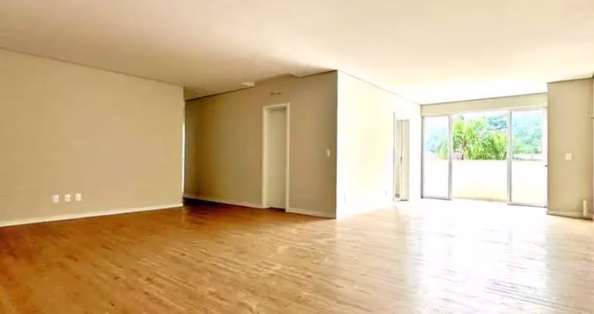 Apto com terraço | barra | suíte + 02 quartos | 135m²