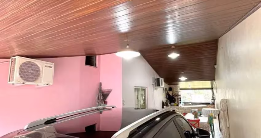 Casa em condomínio fechado l 3 quartos (1 suíte) | 68m²