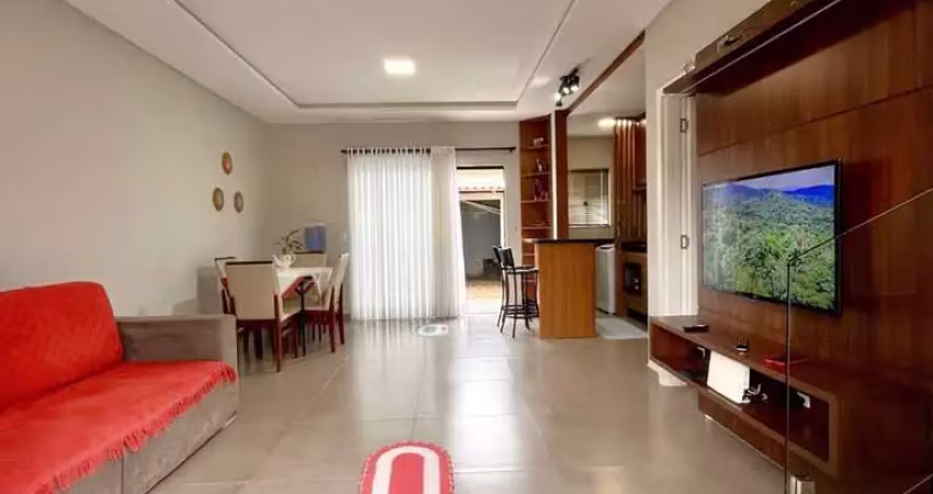 Geminado semi mobiliado | jaraguá 99 | 3 quartos (1 suíte) | 96m²