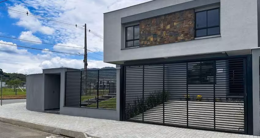 Sobrado geminado | 3 quartos (1 suíte) | três rios do sul (lot. imperial) | 126m²