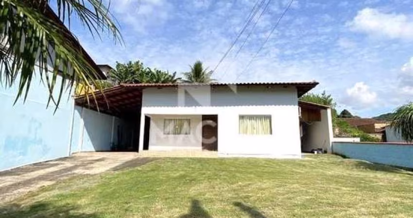 Casa | Tifa Martins (Lot. Ana Paula II) | 4 quartos (1 suíte) | 150m²