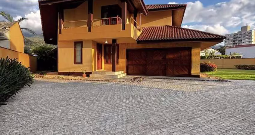Casa com 6 quartos à venda no Centro, Jaraguá do Sul 