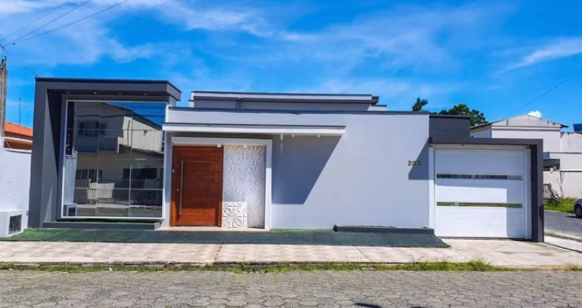 Casa Alto Padrão Centro de Navegantes