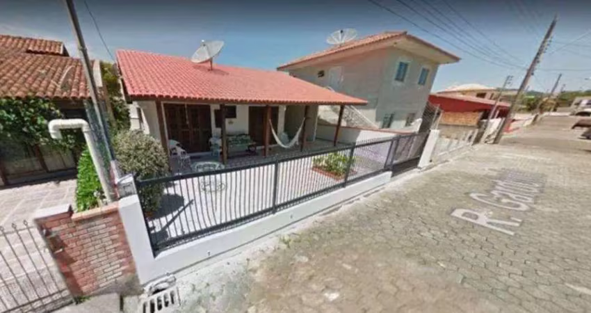 Casa com 2 quartos à venda em Morrinhos, Bombinhas 