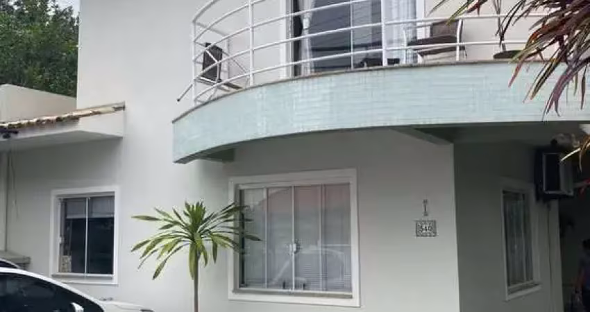 Casa com 3 quartos à venda em Bombas, Bombinhas 