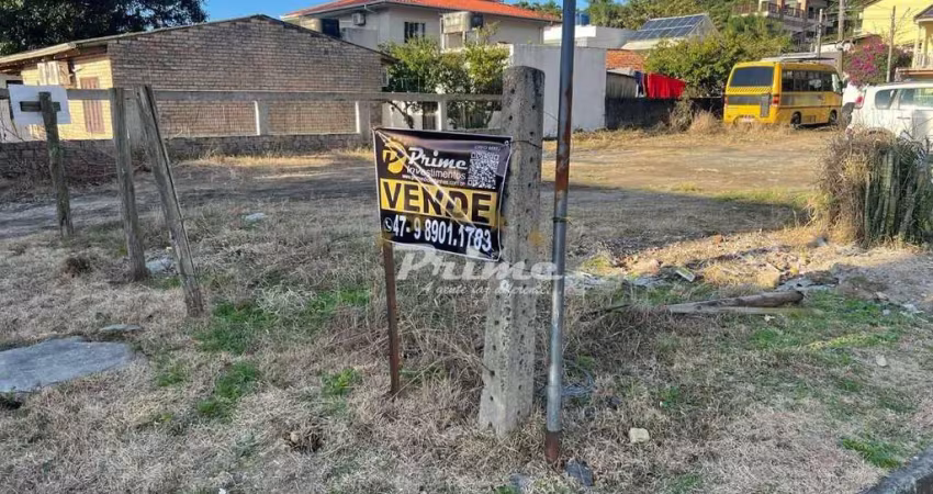 Terreno de esquina à venda no centro -- bombinhas sc