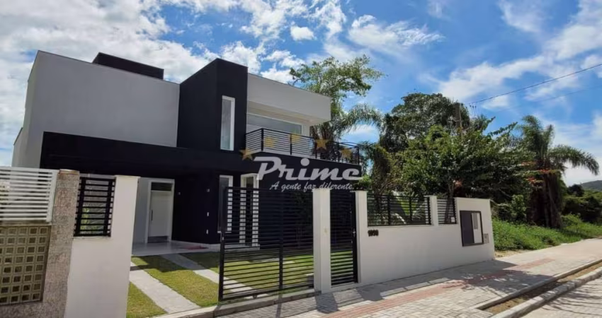 Casa á venda no Bairro Mariscal em Bombinhas/SC