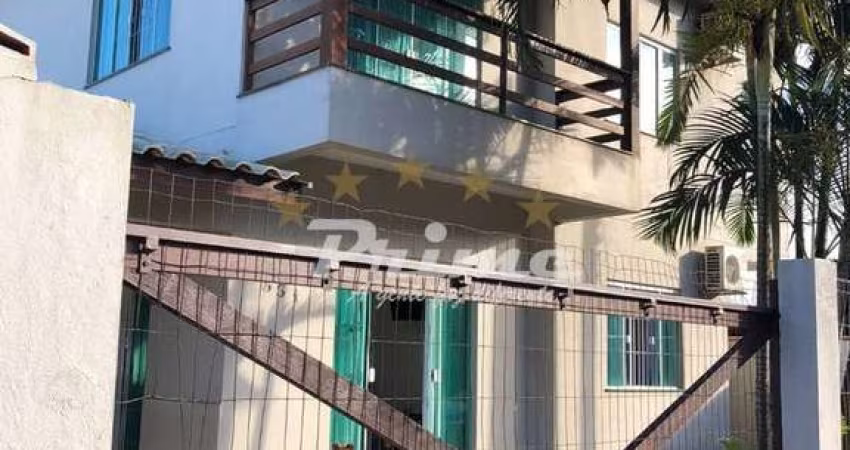 Casa com 3 Suítes á Venda - Bairro Bombas - Bombinhas/SC