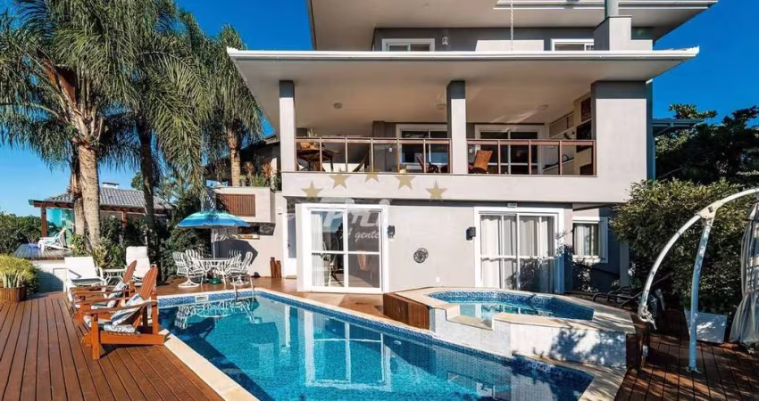 Casa com 5 quartos à Venda, Centro - Bombinhas