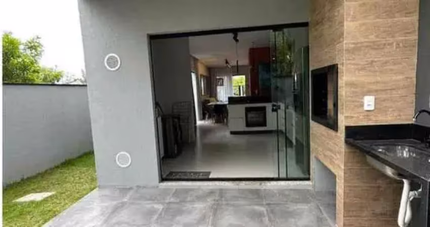 Sobrado á venda no bairro de zimbros - bombinhas/sc
