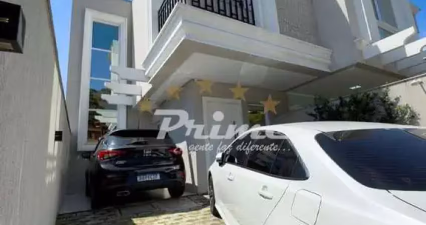 Casa com 2 quartos à venda na Rua Parati, Centro, Bombinhas