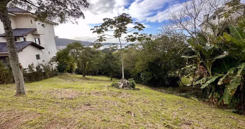 Terreno á venda com projeto aprovado - em condomínio fechado - centro - bombinhas/sc
