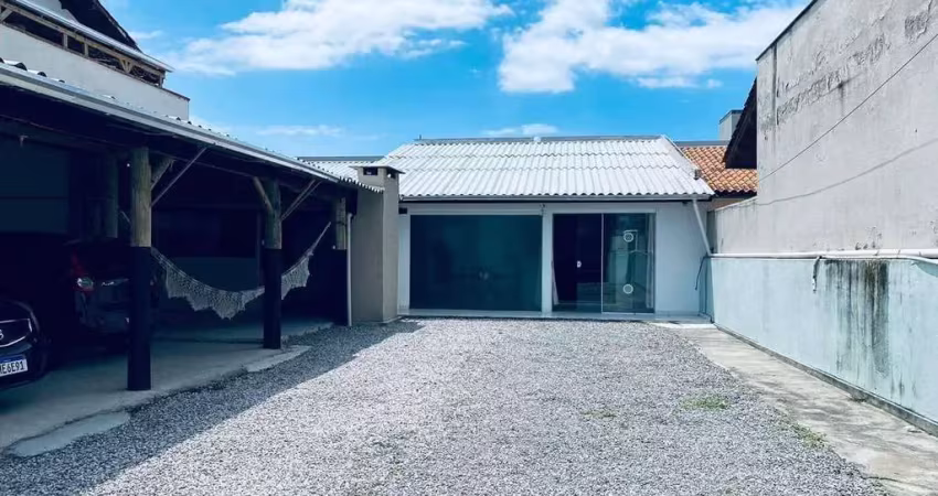 Casa de 2 quartos à venda no bairro josé amândio - bombinhas/sc