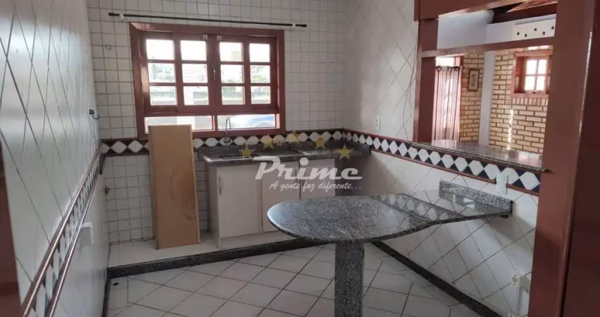 Casa com 4 quartos, 400m do mar, à venda em bombas - bombinhas