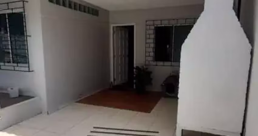 Casa com 2 quartos à venda na Rua Rosalvo Grande, 40, Uvaranas, Ponta Grossa