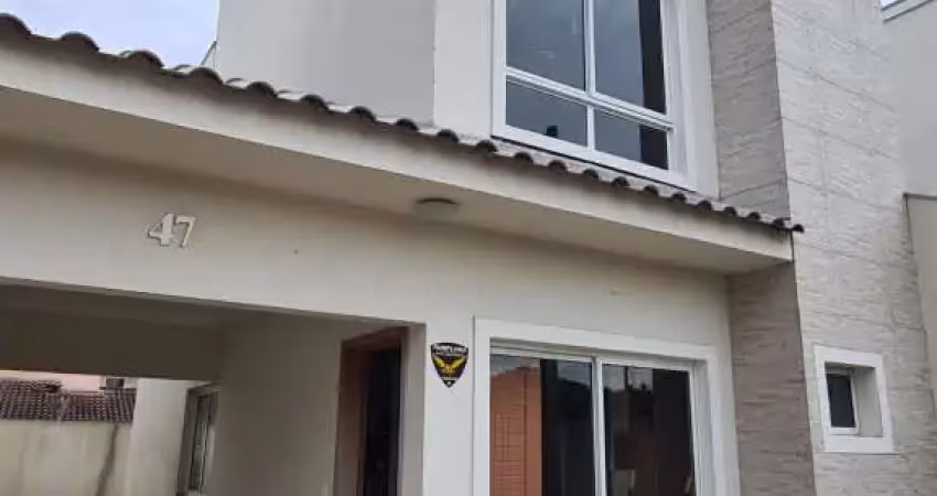 Casa com 2 quartos à venda na Rua Michel Elias Farhat, 47, Uvaranas, Ponta Grossa