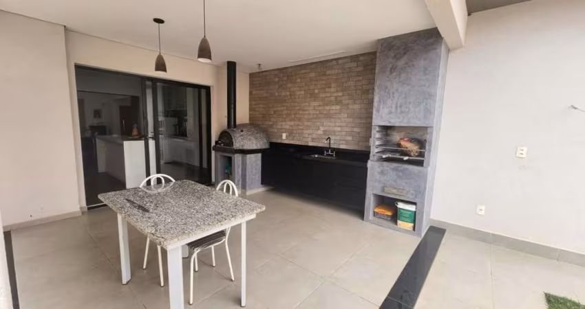Casa de Condomínio &#224; Venda Casa térrea - escritório com 4 quartos, 4 banheiros, 4 vagas e 252m&#178; por R$ 2.499.000 Brisas Jundiaí, Jundiaí-SP